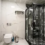 Paris Garden فندق 3*