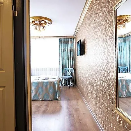 Otel Paris Garden