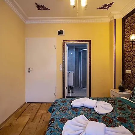 Paris Garden Otel