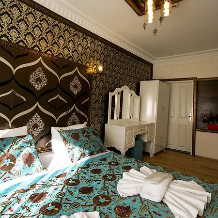 Hotel Paris Garden