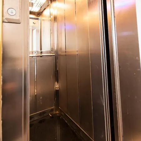 Hotel Paris Garden 3*